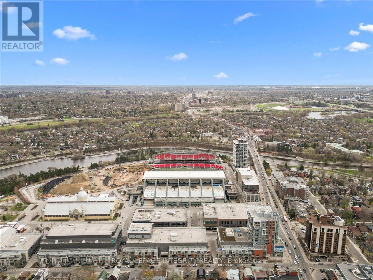 9 - 78 Holmwood Avenue