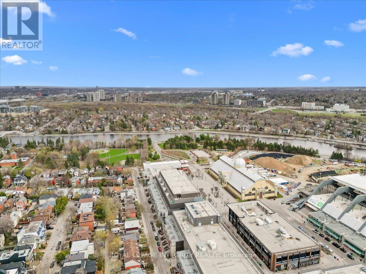 9 - 78 Holmwood Avenue