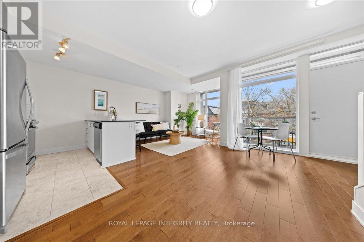 9 - 78 Holmwood Avenue