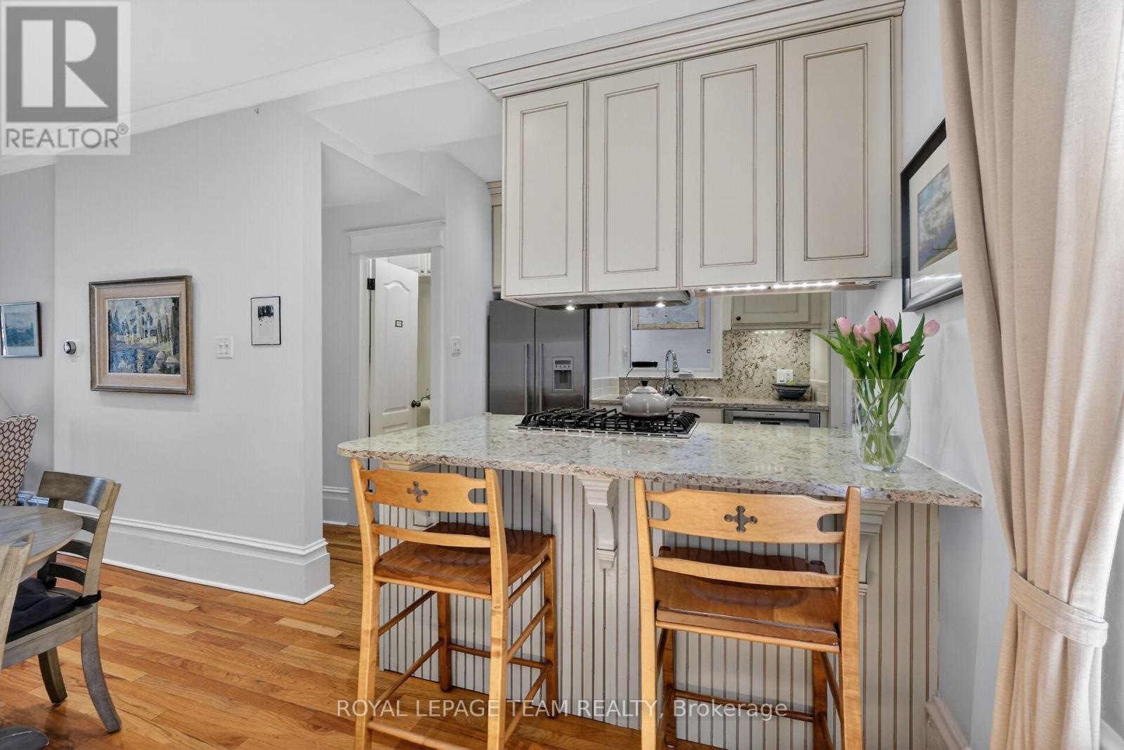 140 Aylmer Avenue Sw