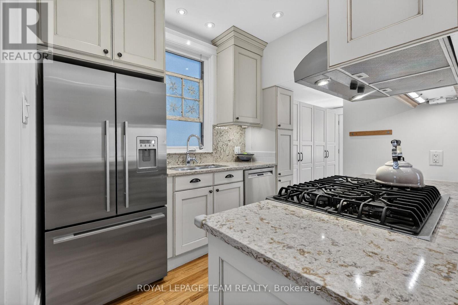 140 Aylmer Avenue Sw