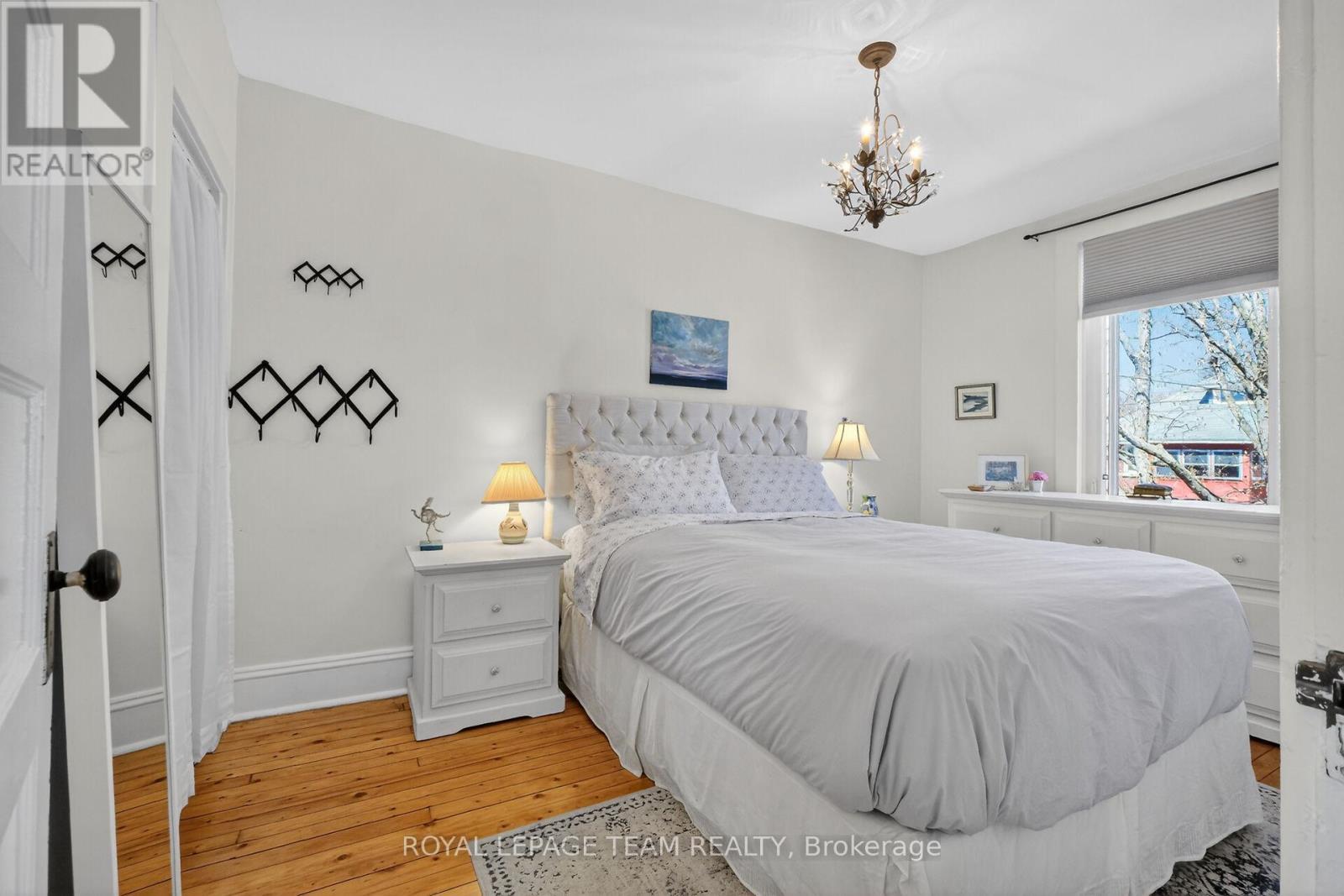 140 Aylmer Avenue Sw