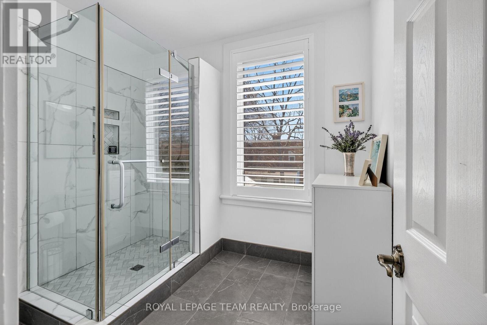 140 Aylmer Avenue Sw