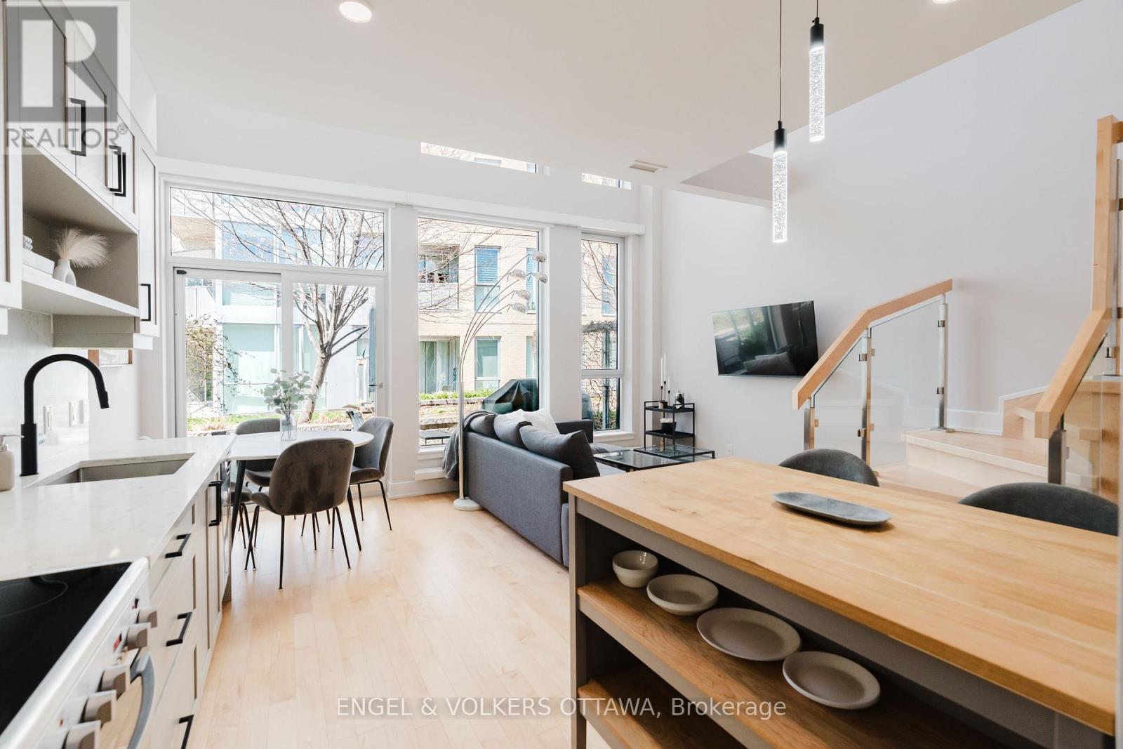 207 - 197 Lisgar Street