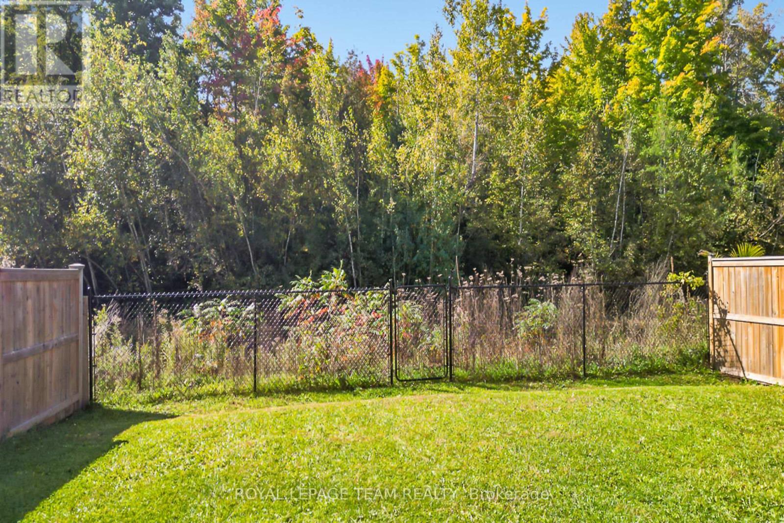 3202 Harvester Crescent