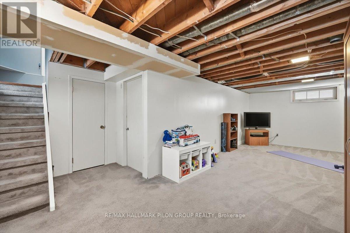 962 Weston Drive