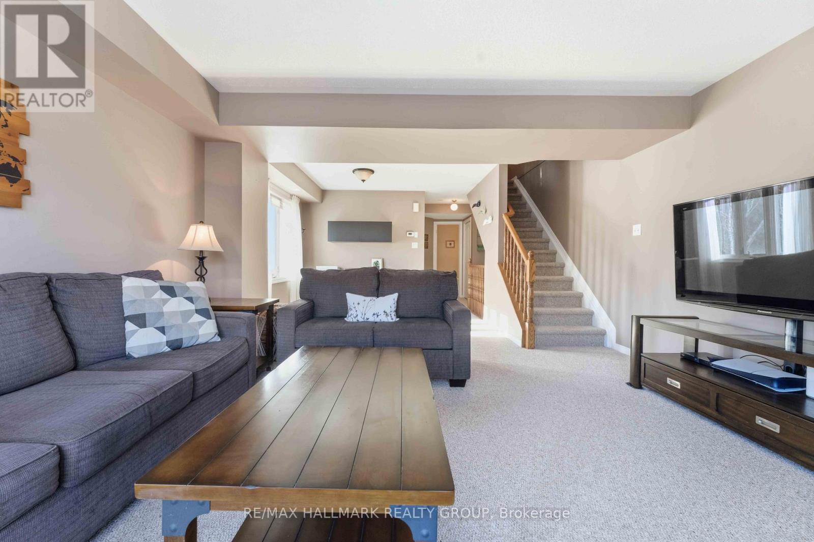 1660 Locksley Lane