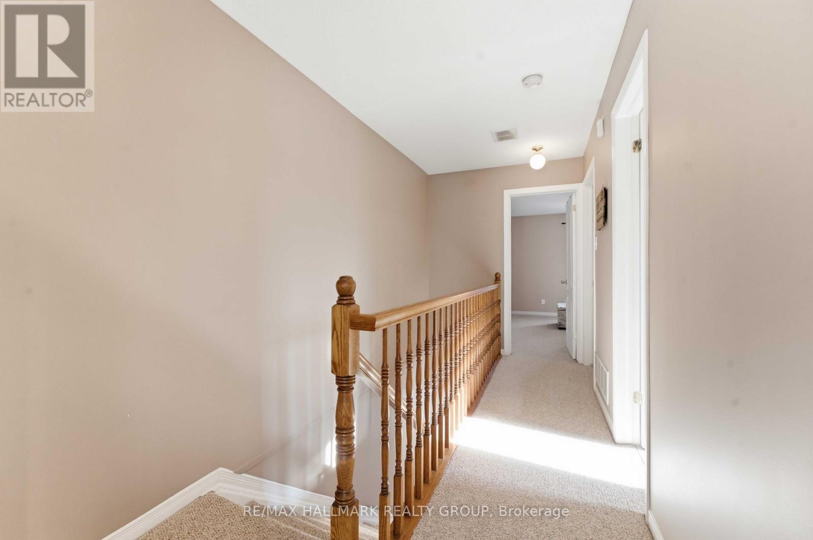1660 Locksley Lane