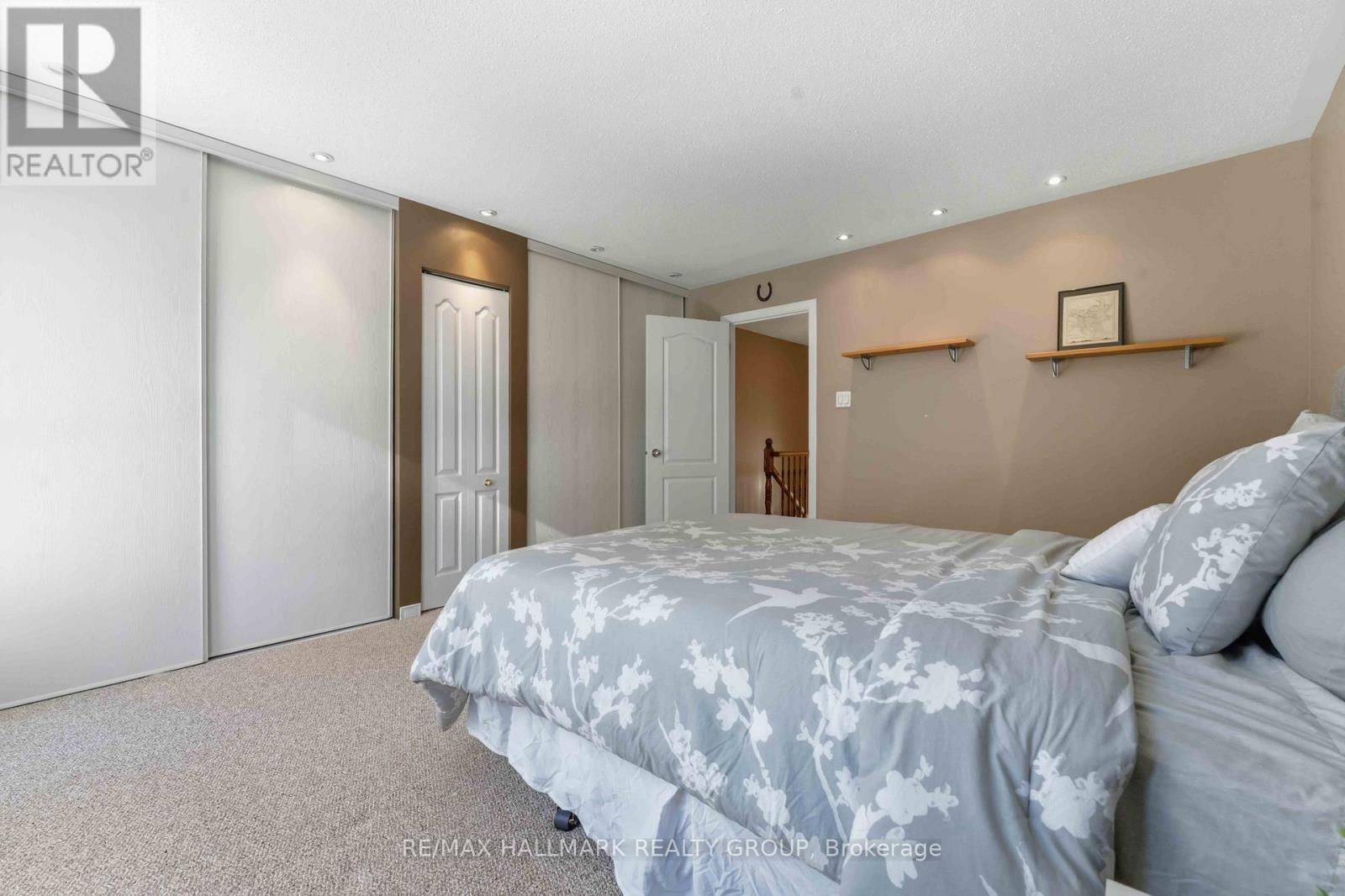 1660 Locksley Lane