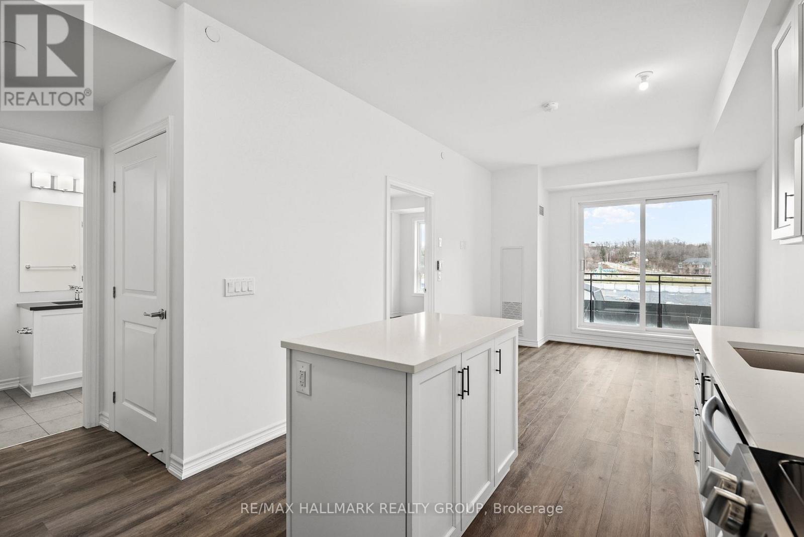 218 - 1350 Hemlock Road