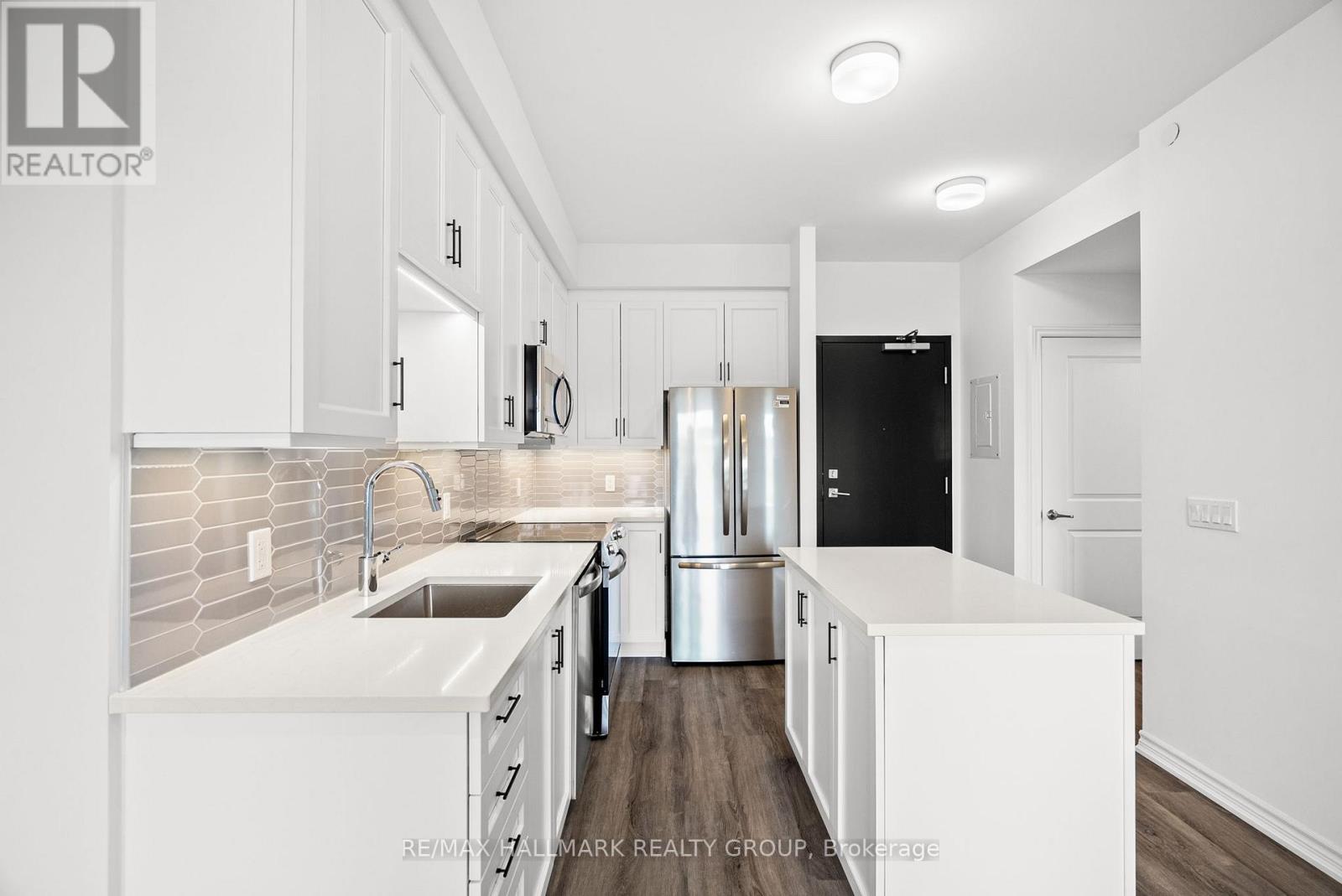 218 - 1350 Hemlock Road