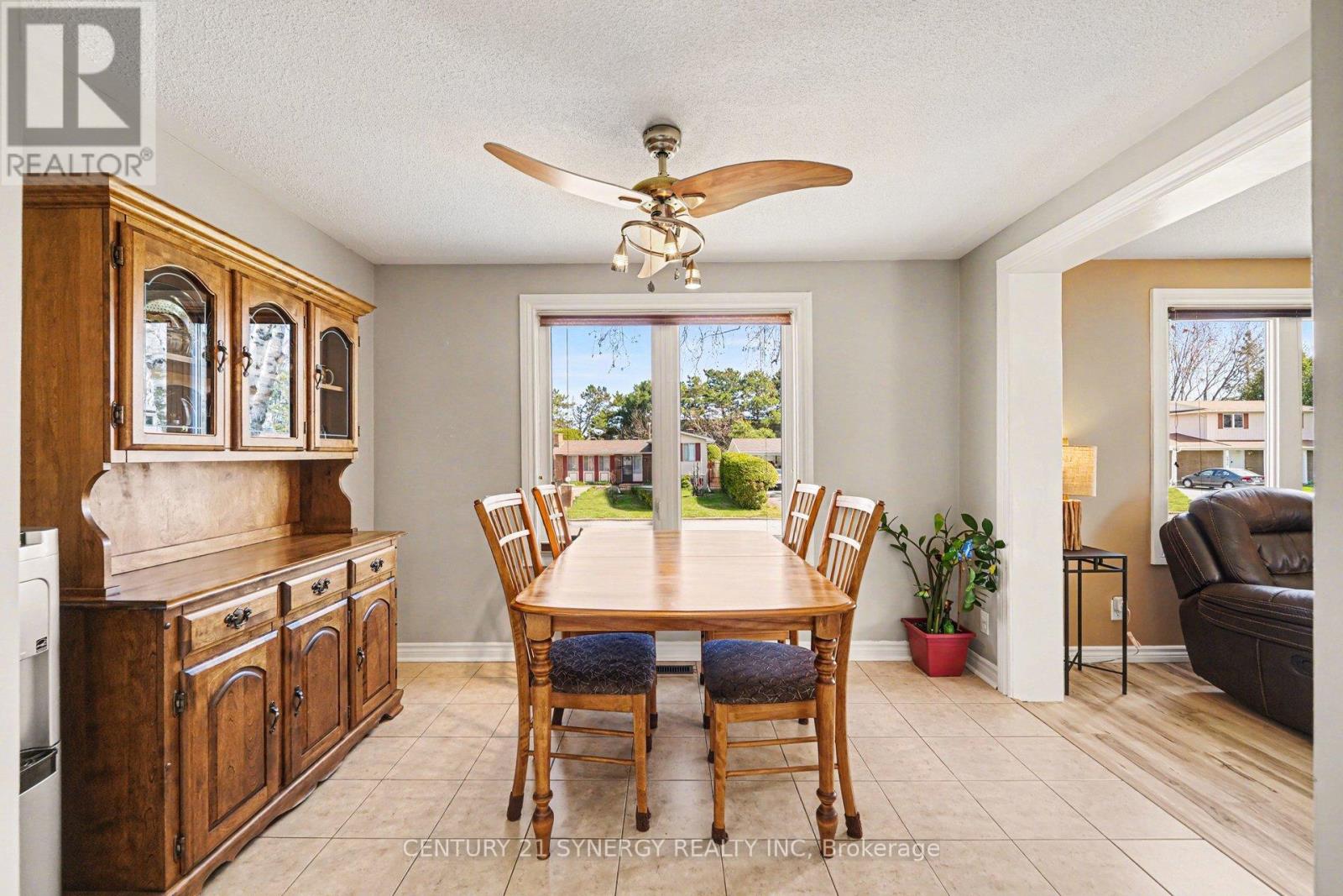 2428 Blackstone Crescent