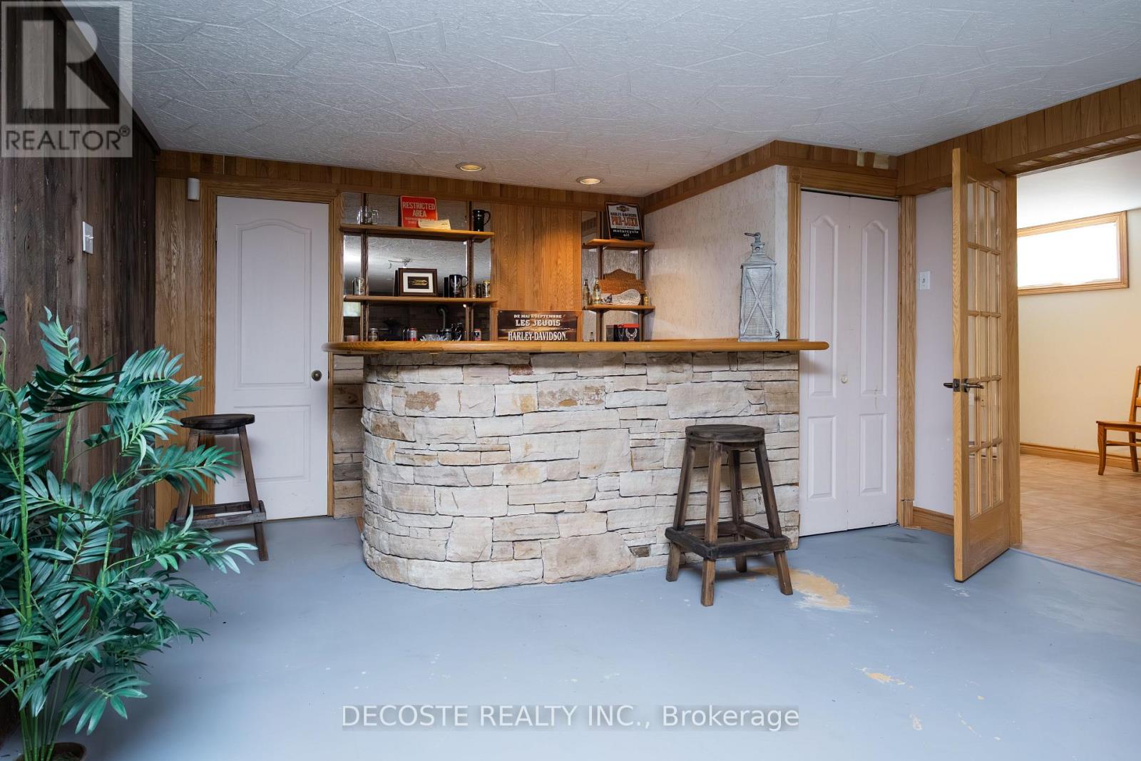 21410 County 10 Road