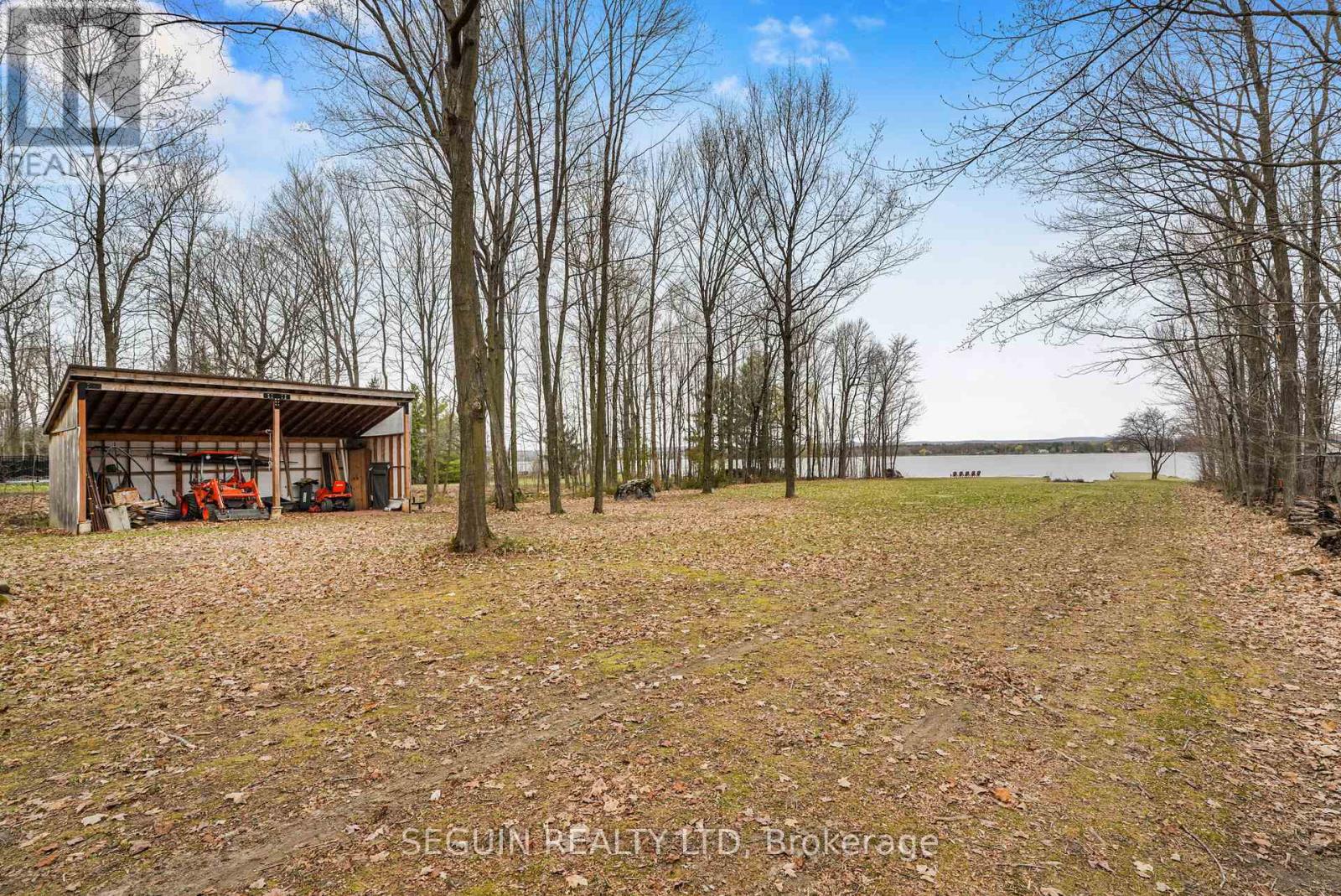 2865 Front Road