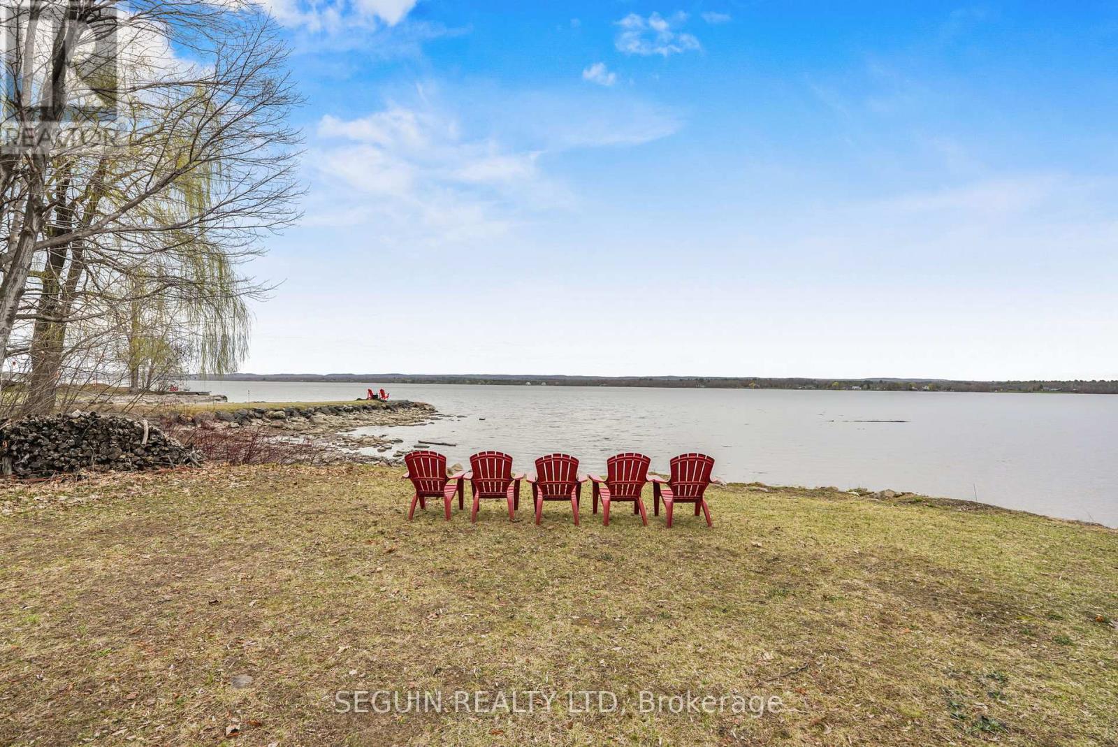 2865 Front Road