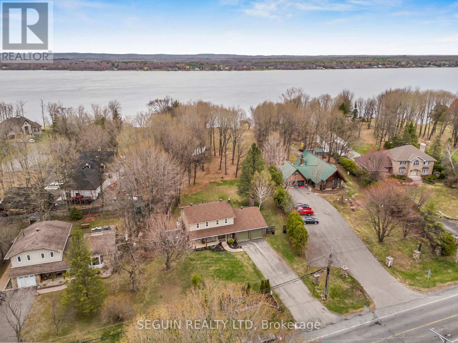 2865 Front Road