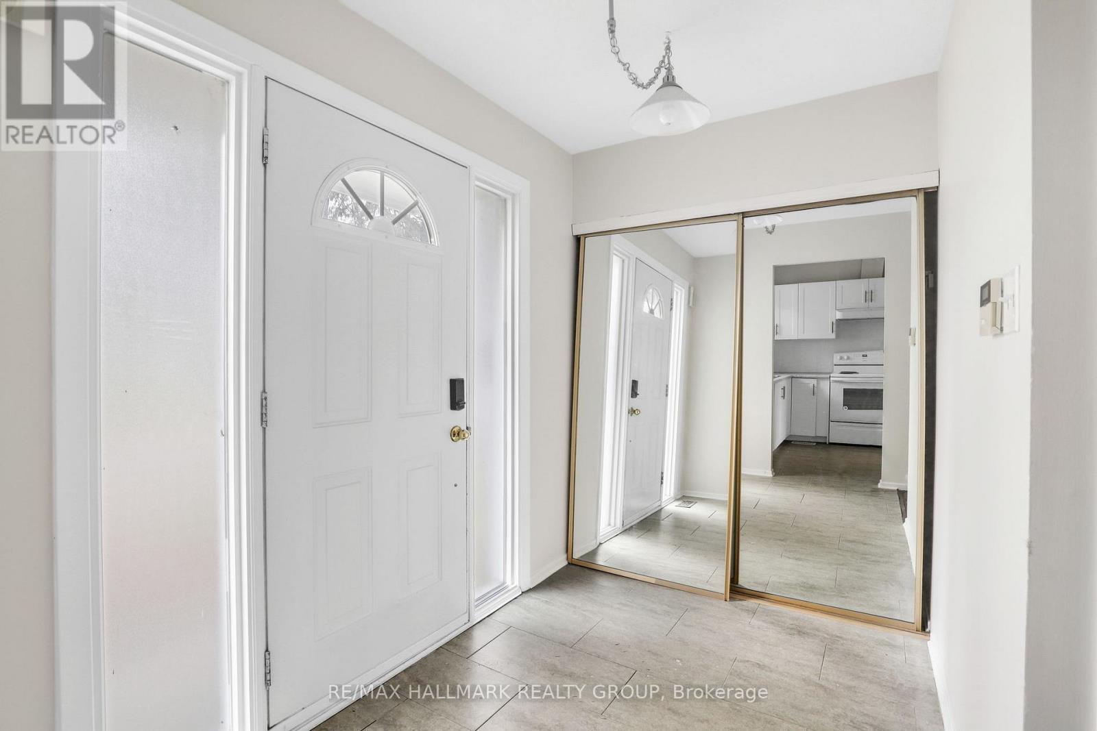 44 - 920 Dynes Road