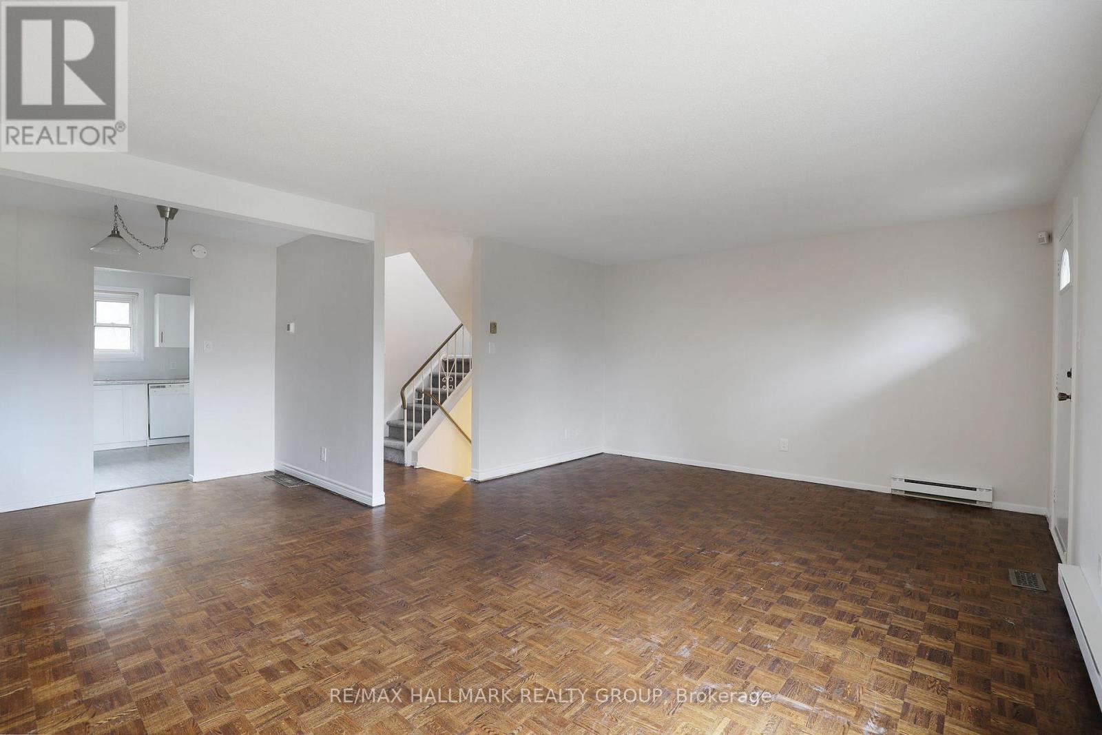 44 - 920 Dynes Road