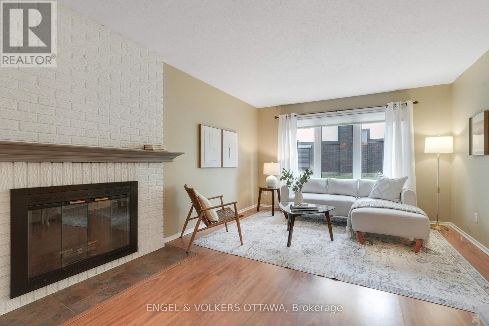 33 - 2111 Montreal Road