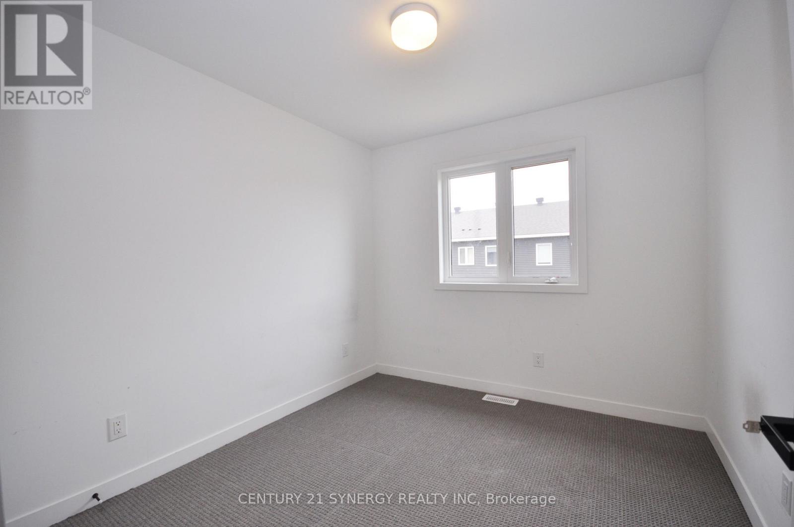 284 Ormiston Crescent