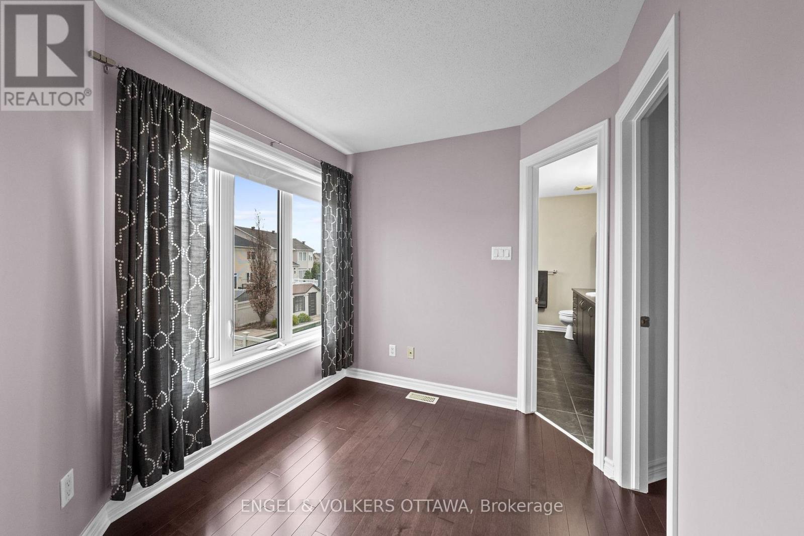 310 Sarabella Street
