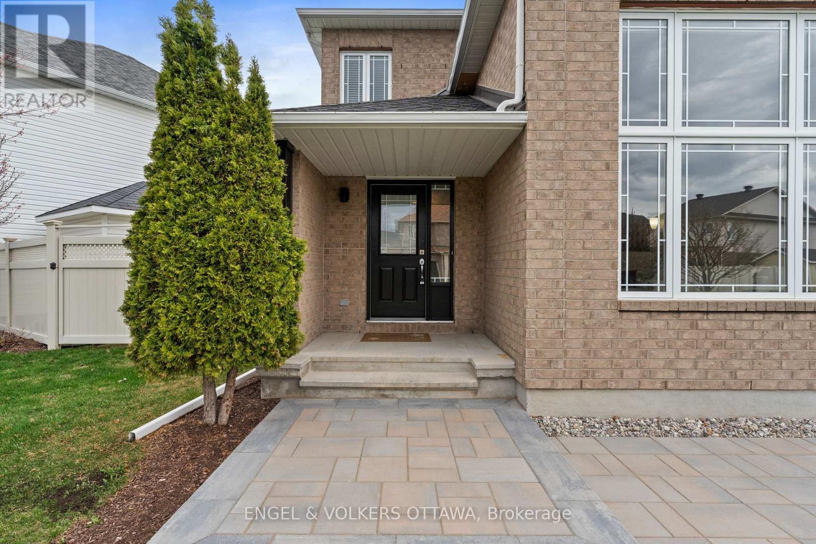 310 Sarabella Street