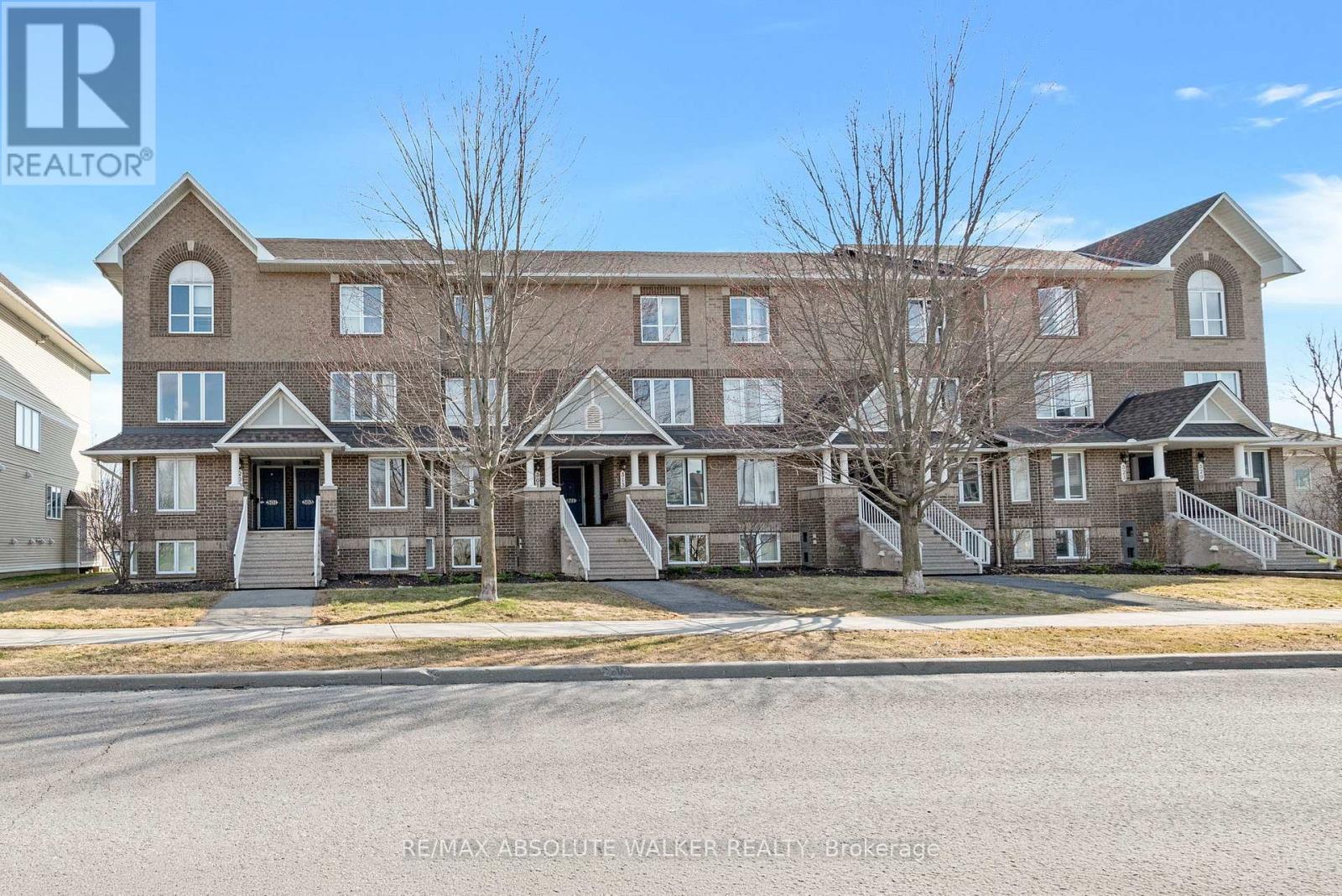 8 - 299 Aquaview Drive