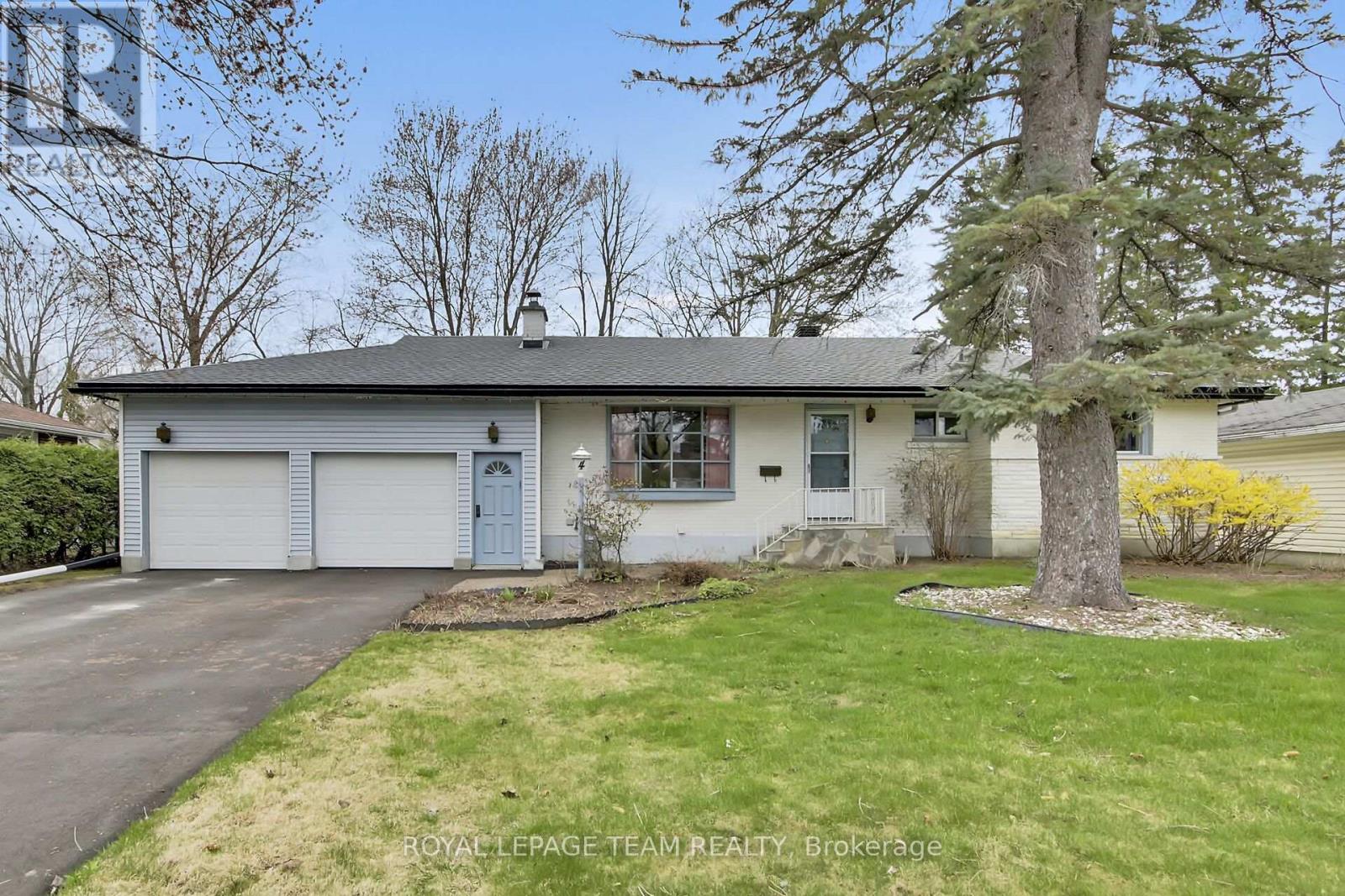 4 Headingly Crescent