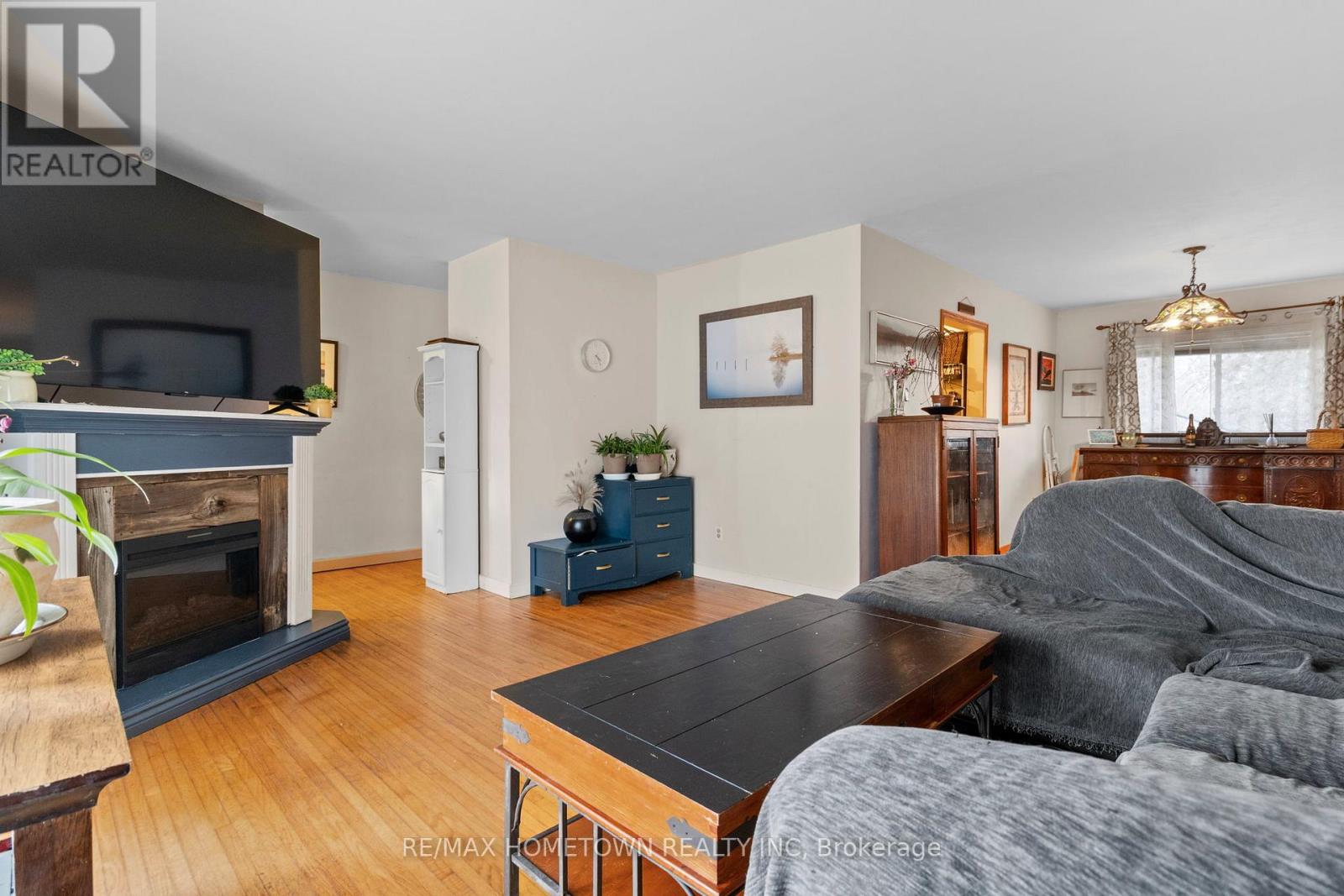 3505 Charleville Road
