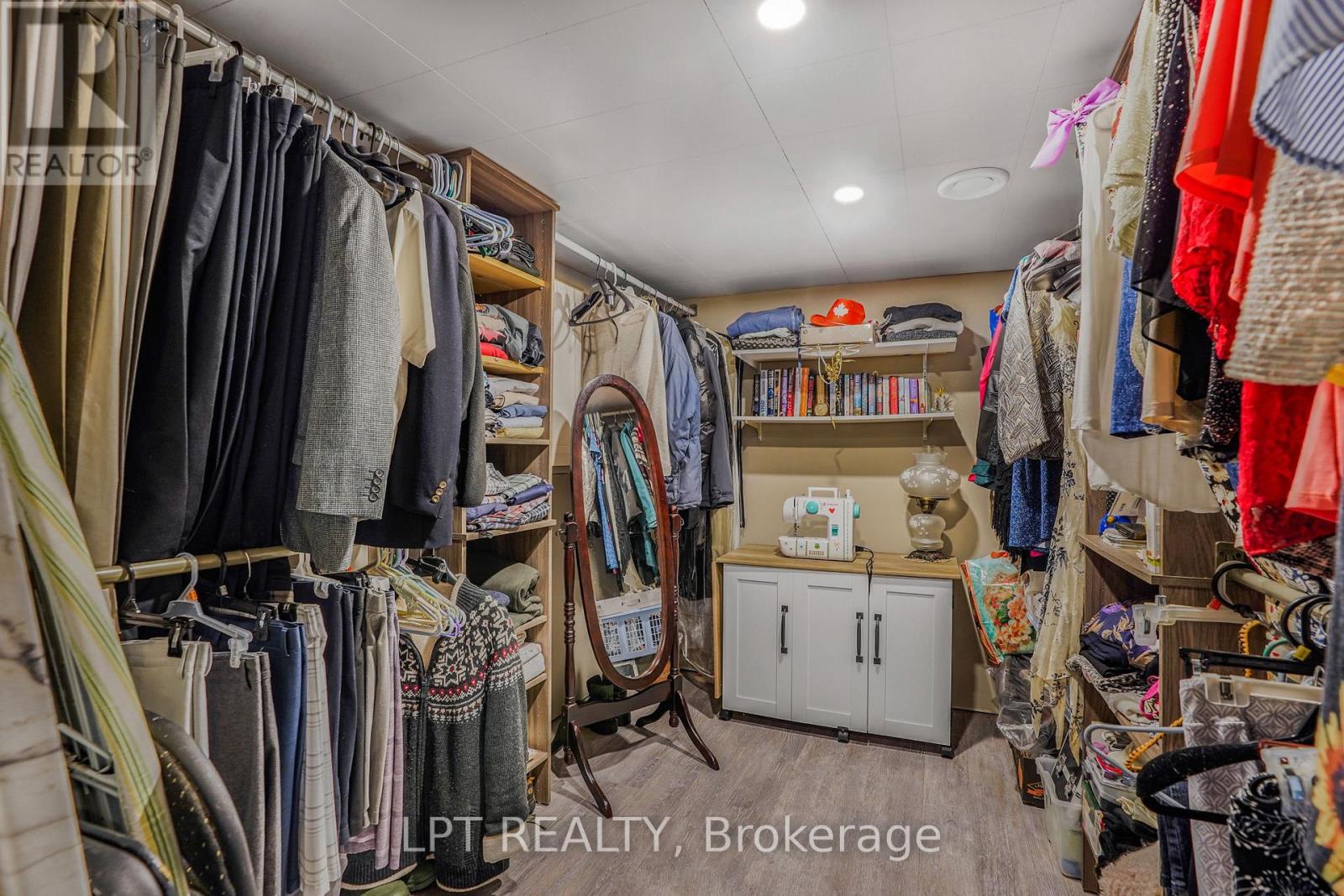 8180 Gibbs Road