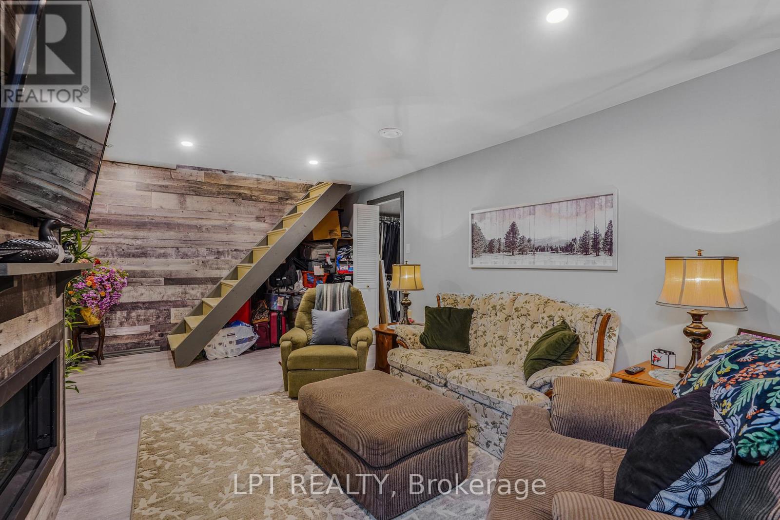8180 Gibbs Road
