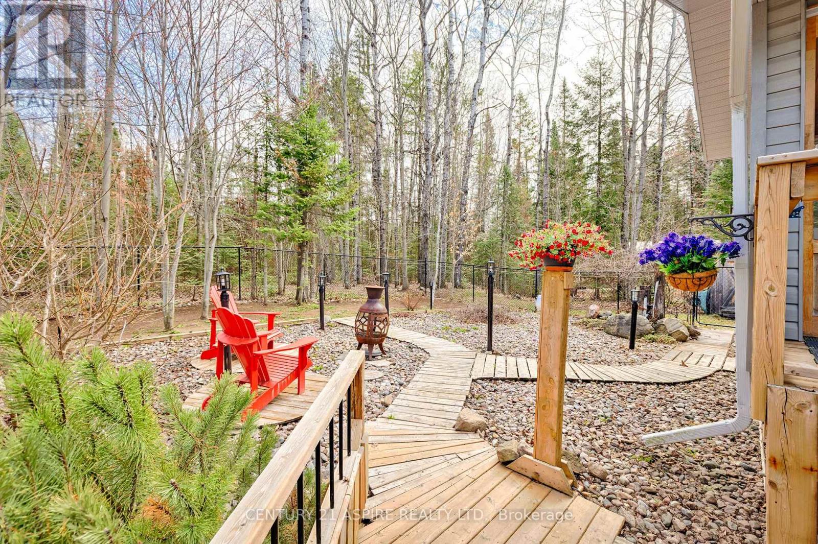 1576 Garden Of Eden Road