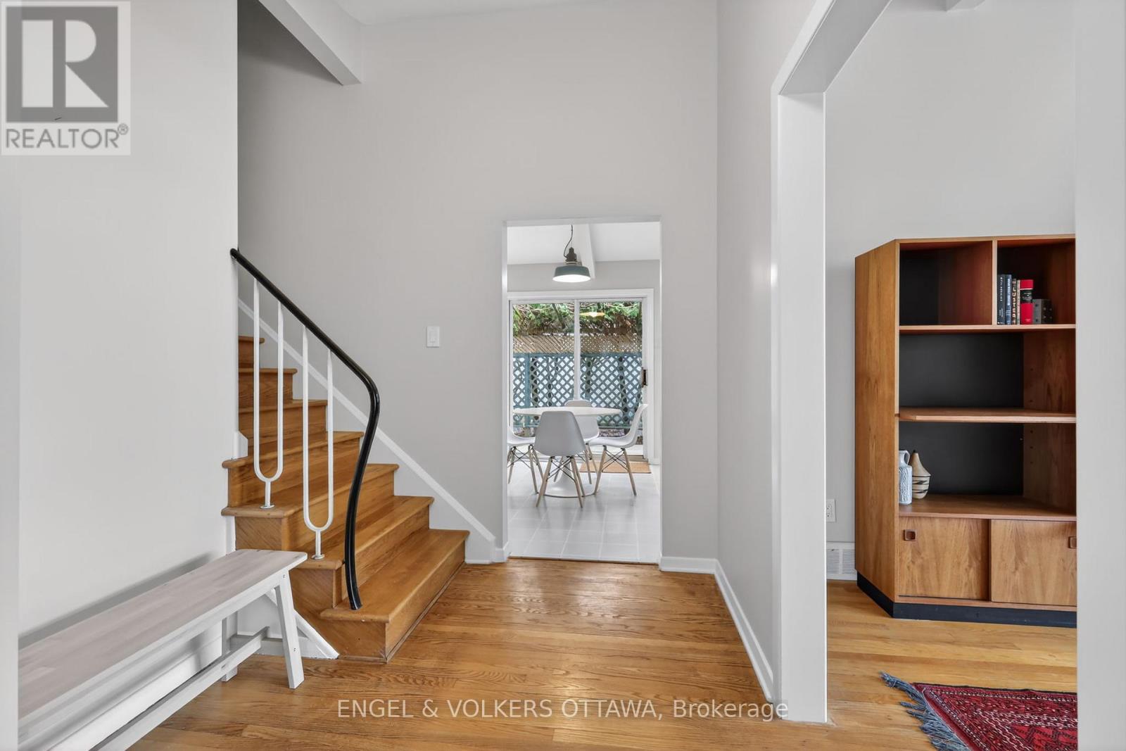 1795 Devlin Crescent