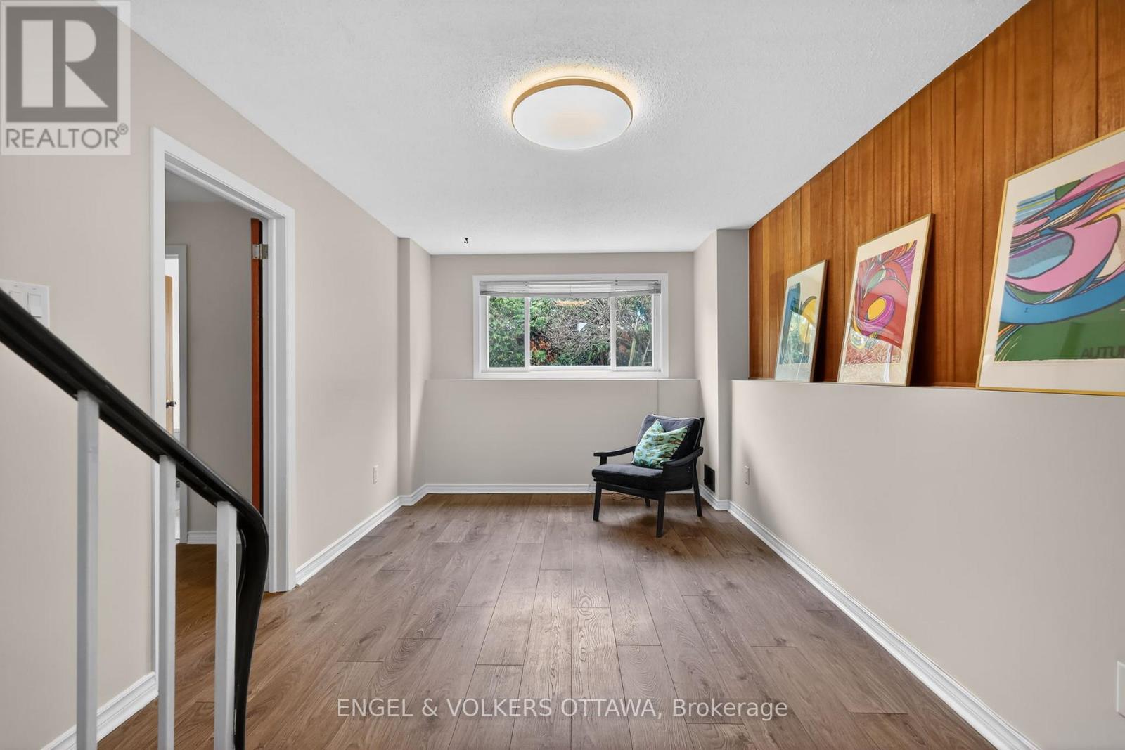 1795 Devlin Crescent