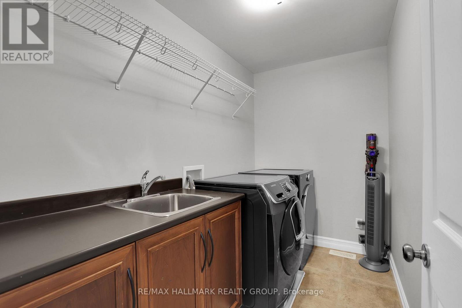 300 Amita Crescent