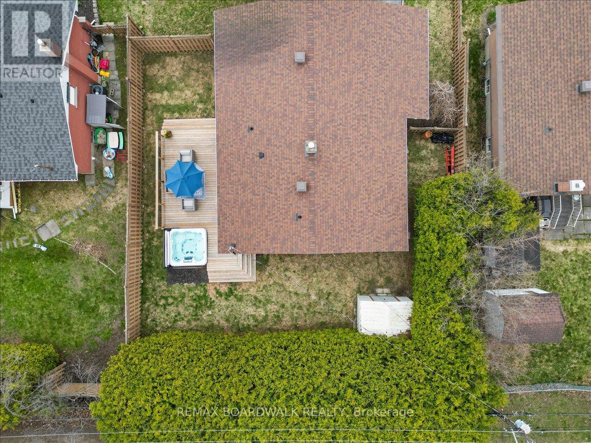 19 Spring Garden Avenue