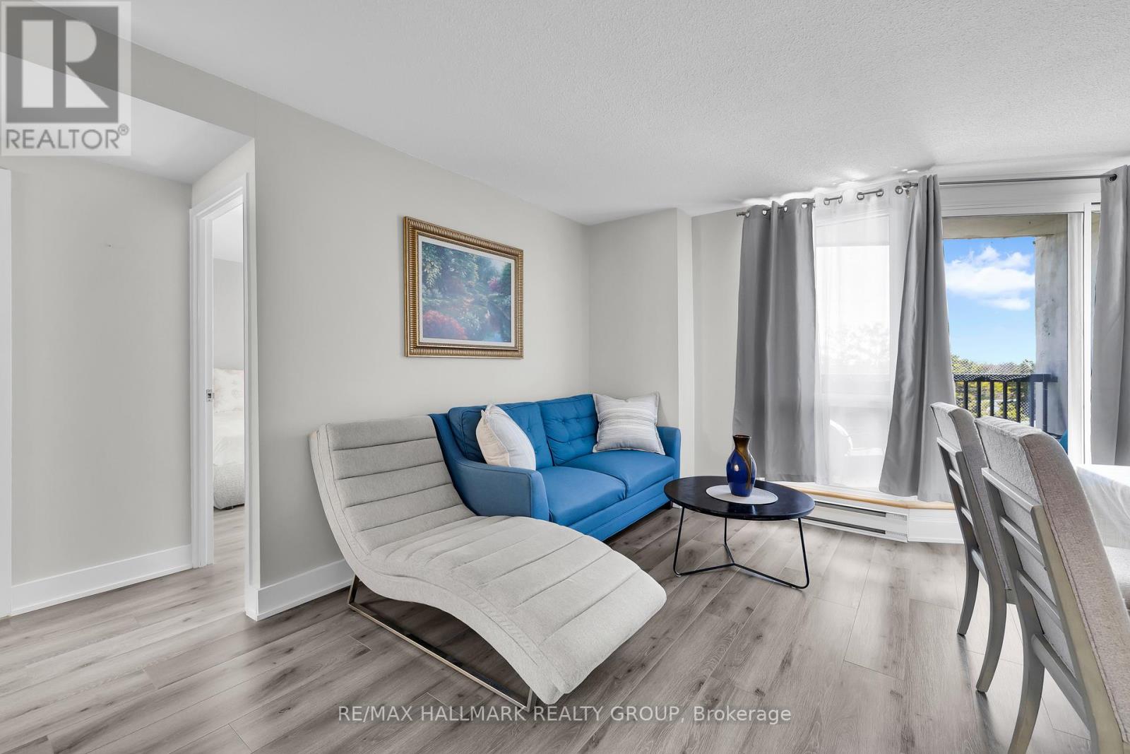 407 - 900 Dynes Road