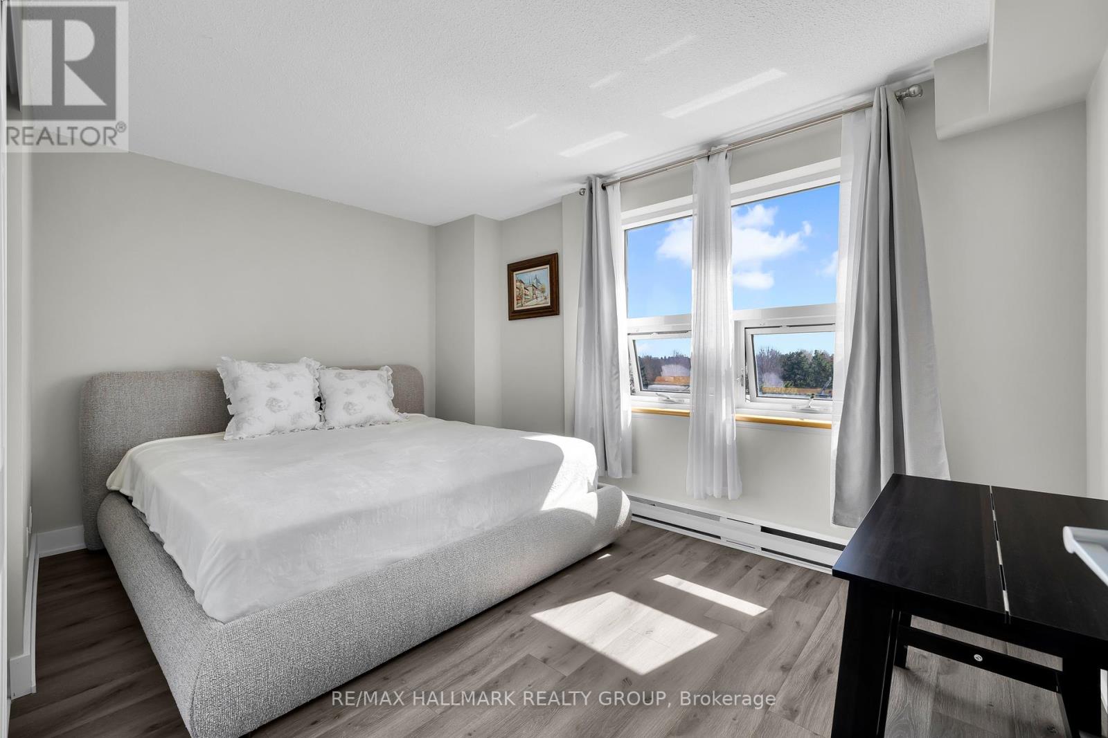 407 - 900 Dynes Road