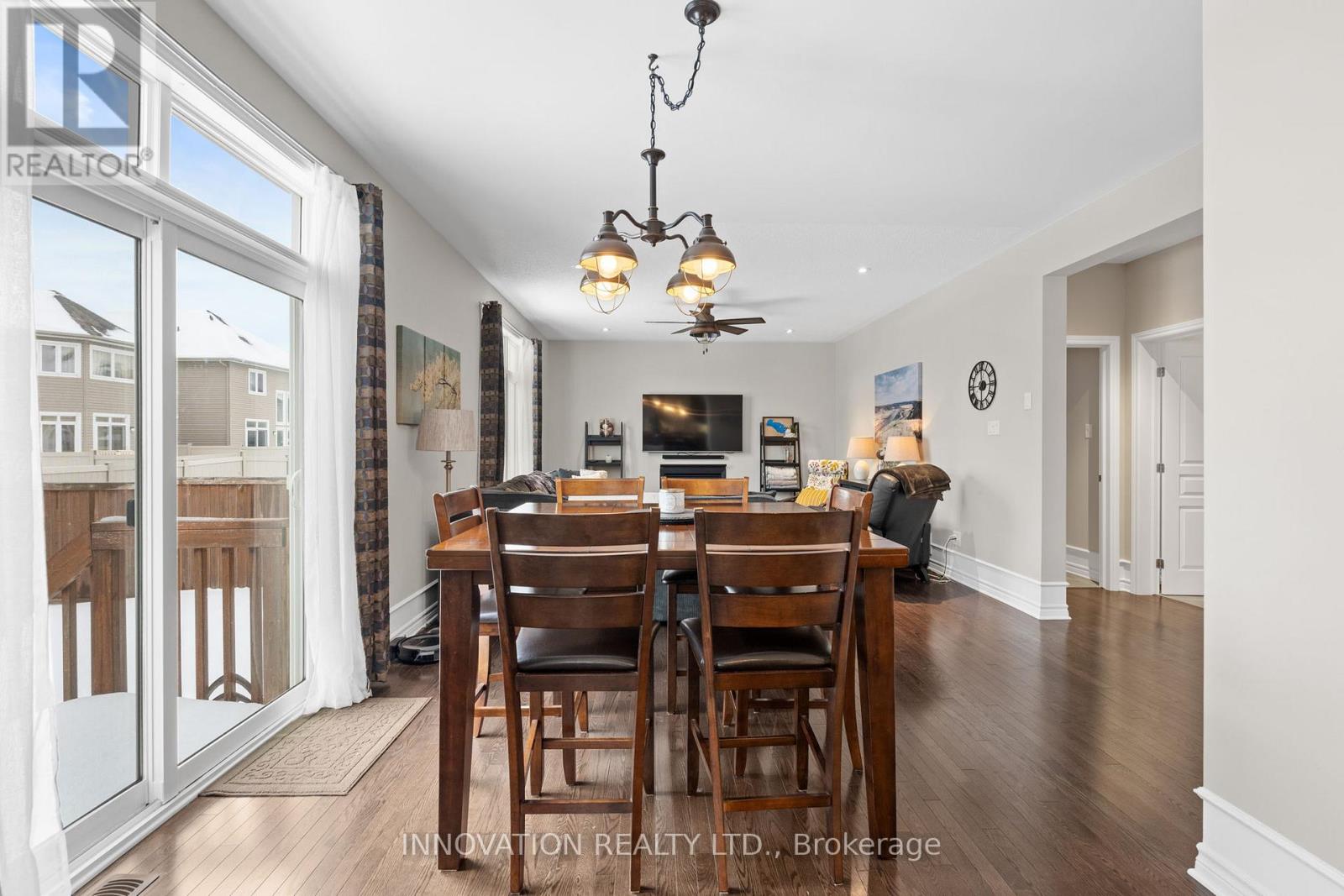 525 Grand Tully Way