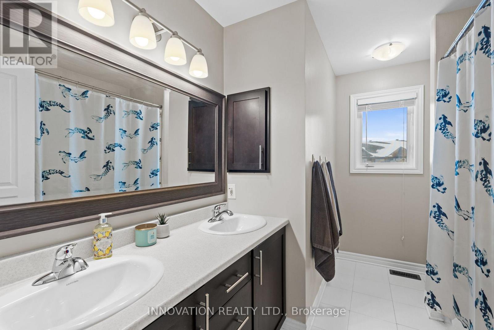 525 Grand Tully Way