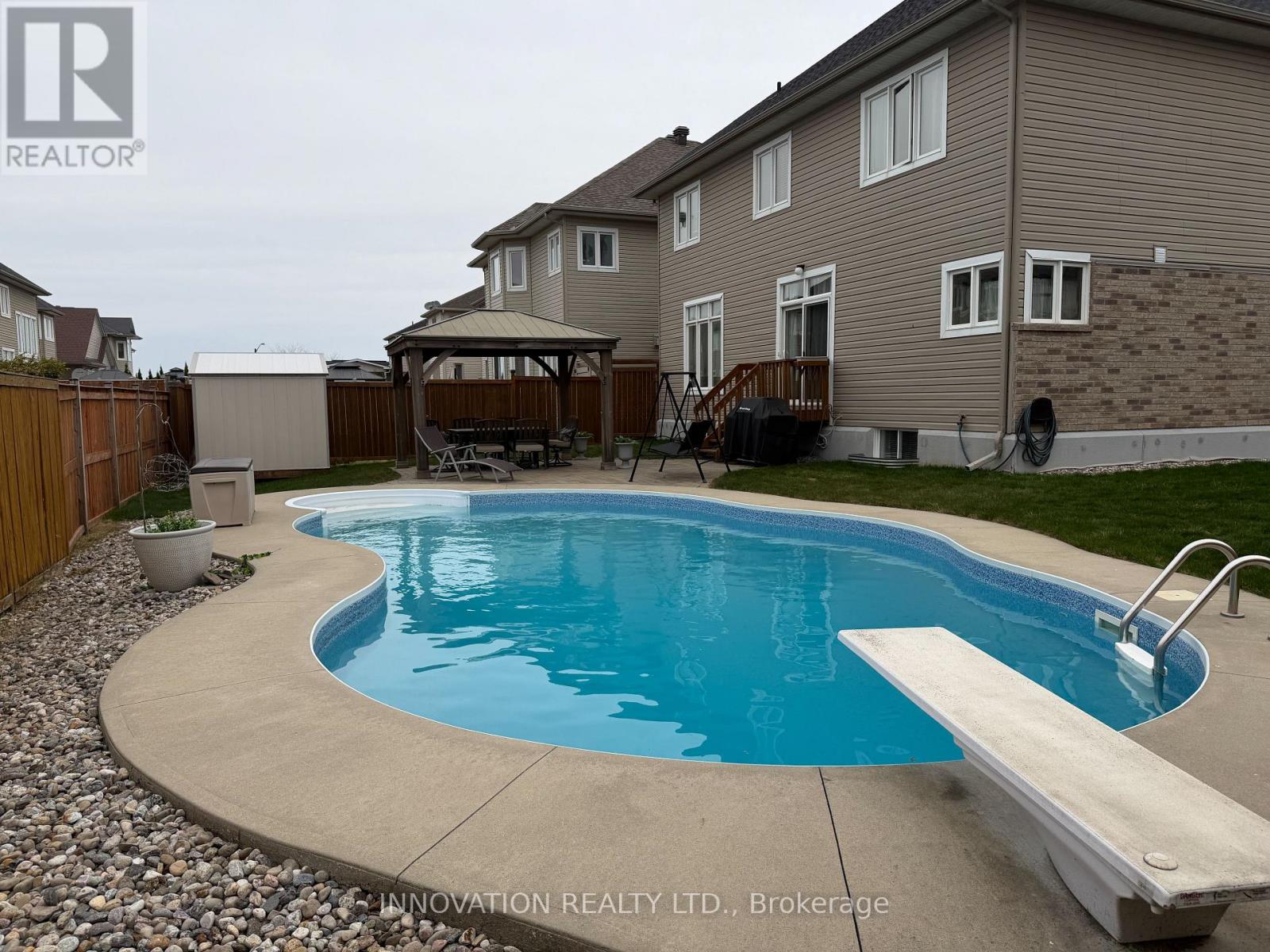 525 Grand Tully Way