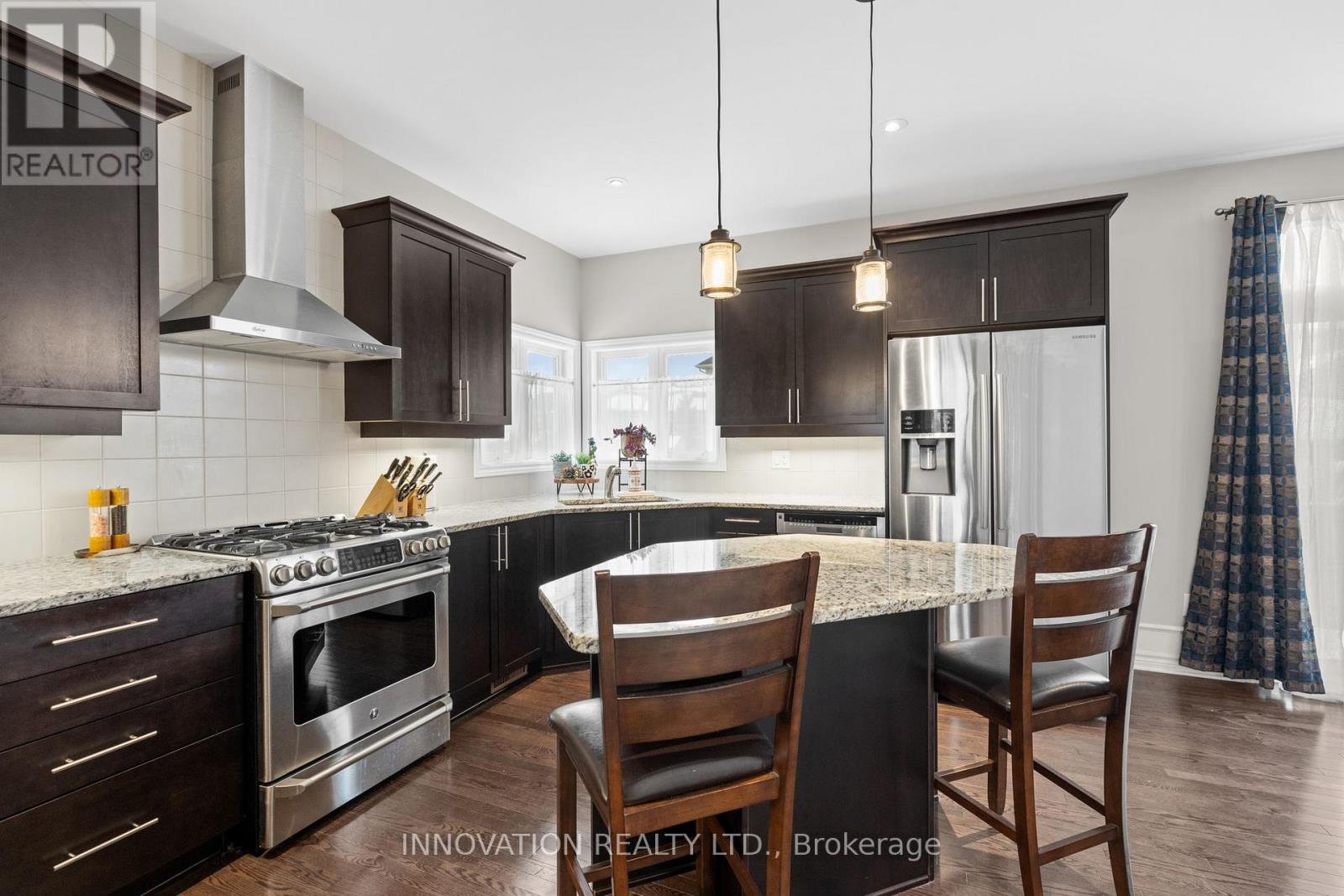525 Grand Tully Way