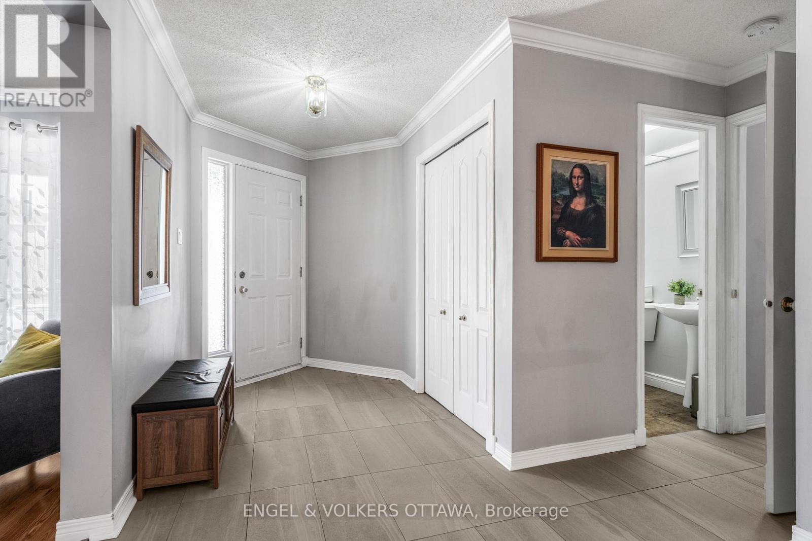 17 Hunterswood Crescent