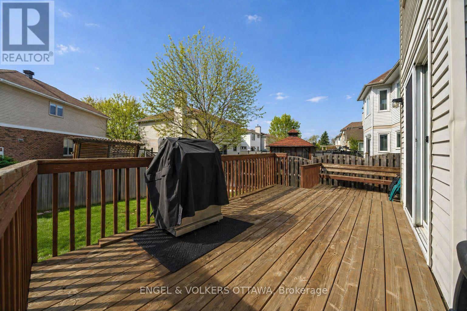 17 Hunterswood Crescent