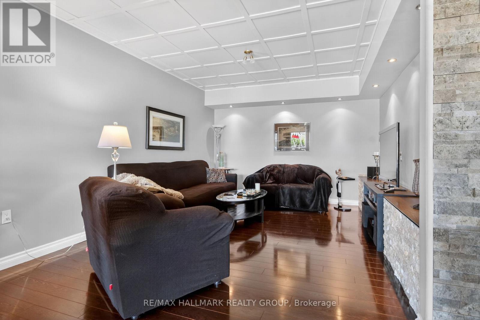519 Parsons Lane