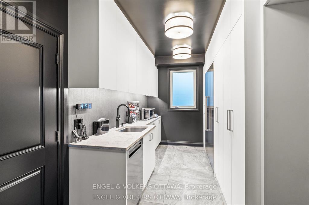 151 Winding Way