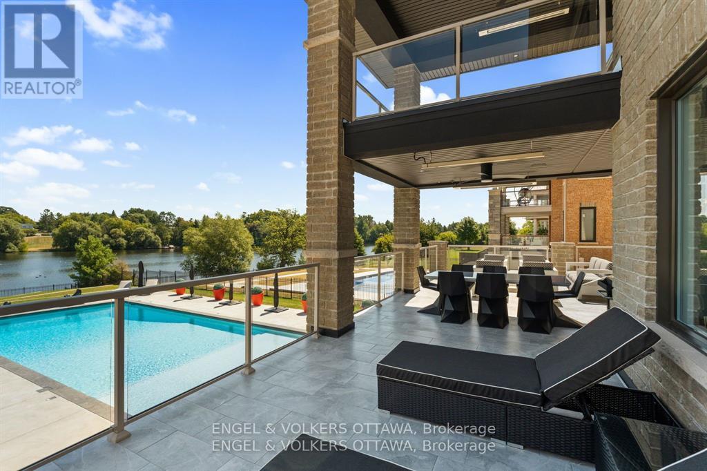 151 Winding Way