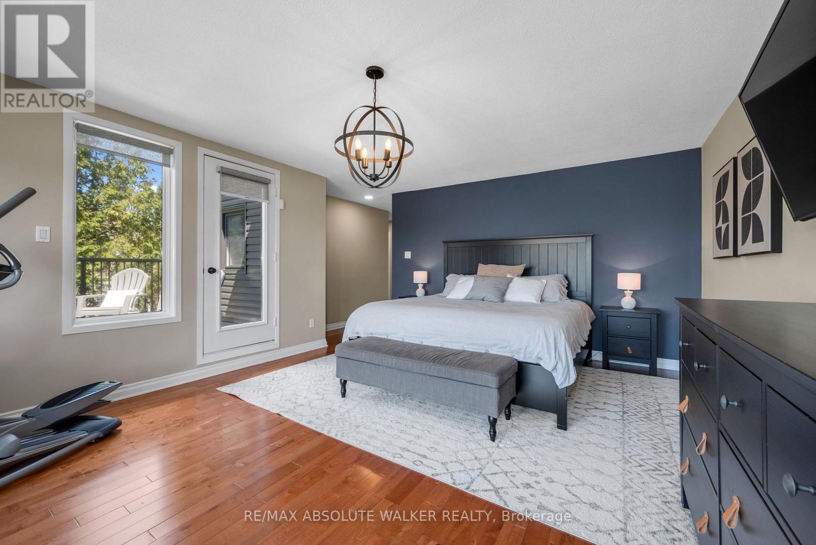 3458 Paul Anka Drive