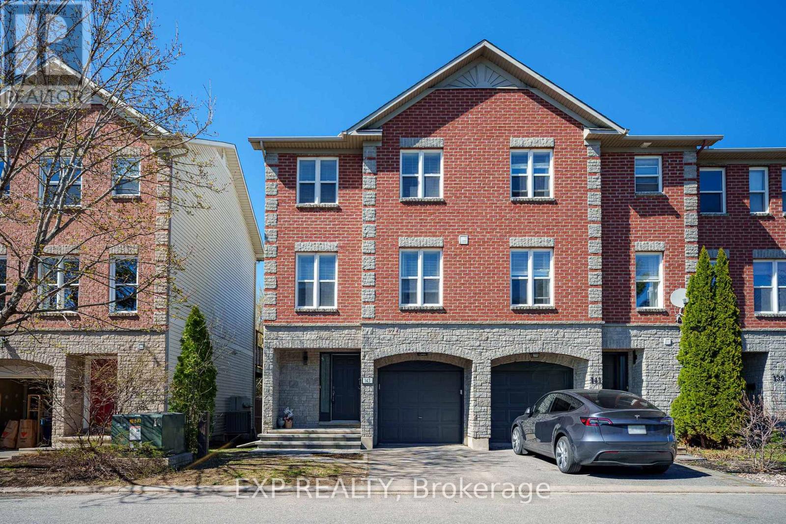 143 Arcola Private