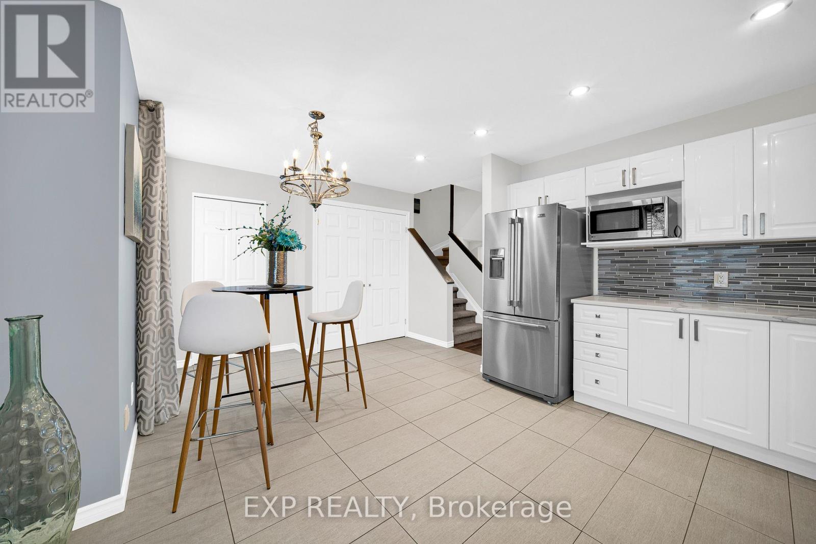 143 Arcola Private